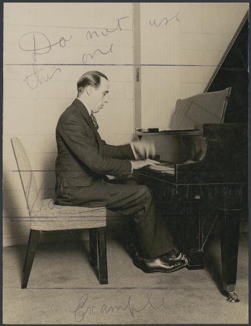 Portrait of Gil Dech, Sydney pianist, ca. 1932 [picture]