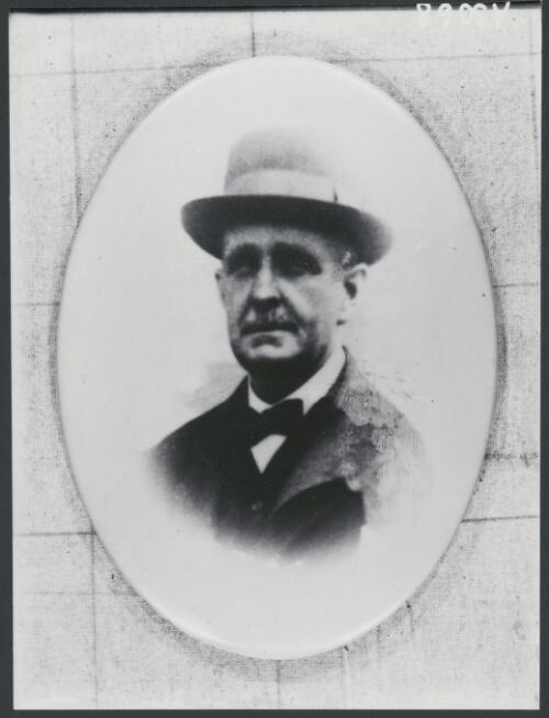 Portrait of Frederick J. Doran, general manager of the Port Jackson and Manly Steamship Company, ca. 1910s [picture]