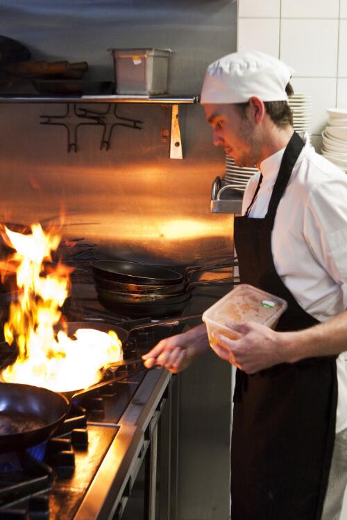 Chef Chris Talty, Gosford, New South Wales, 19 September 2009 [picture] / Daniel Keeffe