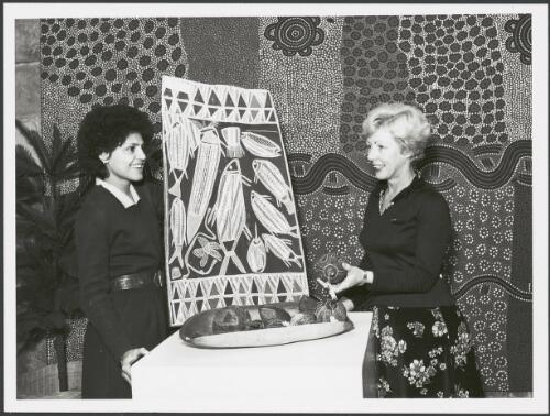 Donna Ives and Wendy Driscoll with bark painting from Arnhem Land, Sydney, New South Wales, 9 August 1979 [picture] John Tanner