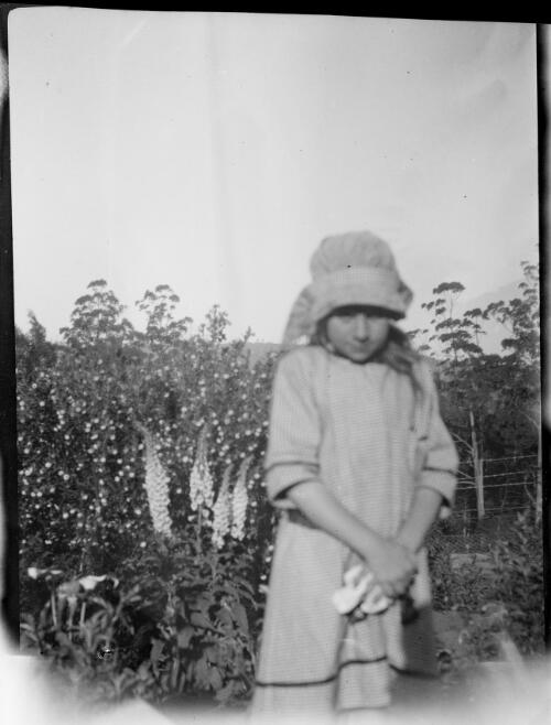 William Morris Hughes' daughter Helen aged about seven years, circa 1923 [picture]