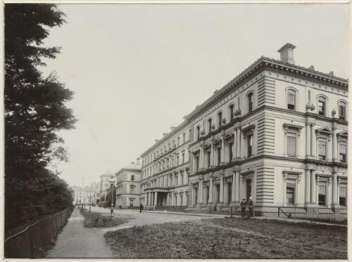 Treasury buildings, Melbourne, ca. 1900 [picture] / Nicholas Caire