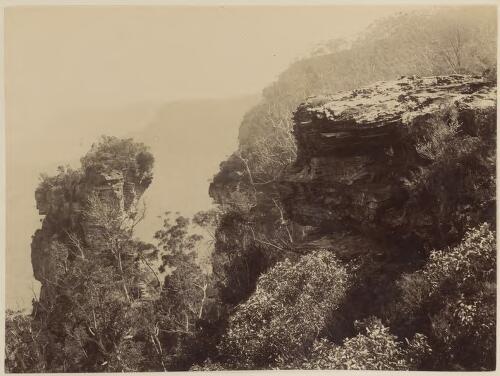 Orphan Rock, Katoomba, New South Wales [picture] / Kerry & Co