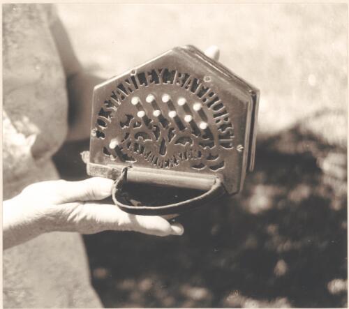 The Balderston concertina [picture]