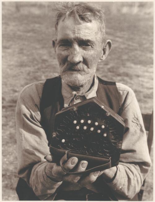 Portrait of Fred Holland, Mudgee, New South Wales [3] [picture]