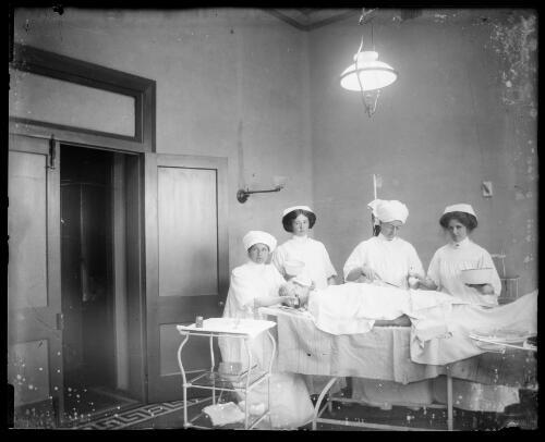 Operating theatre in the new hospital, Gundagai, New South Wales, 1 [picture] / Charles Gabriel