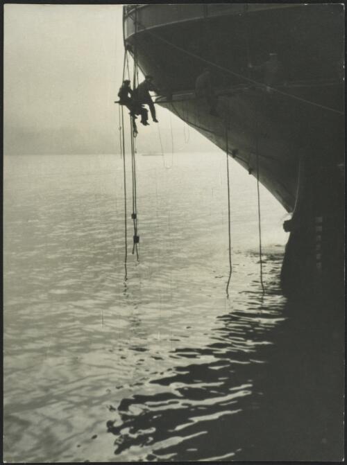 Ship's spiders [picture] / Harold Cazneaux