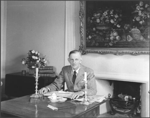 [Portrait of Martin Boyd seated at his desk in his home "Plumstead" near Cambridge, England, 1947, 3] [picture] / Lettice Ramsey