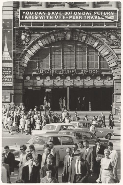 Intersection of Swanston and Flinders Street, Flinders Street Station, Melbourne, January 1964 [picture] / Mark Strizic