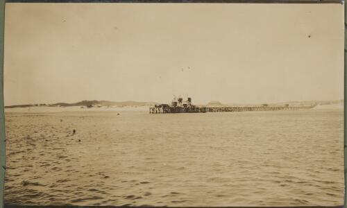 The mouth of the Clarence River and a pier in the distance, New South Wales, ca. 1915 [picture] / E.C. Kempe