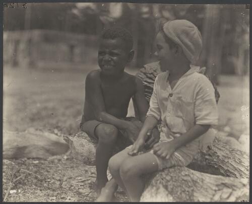 Young friends, Mabuiag Island, Queensland, ca. 1925, 1 [picture] / Frank Hurley