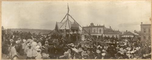 Public reception for Dame Nellie Melba at Lilydale, 1902 [picture]
