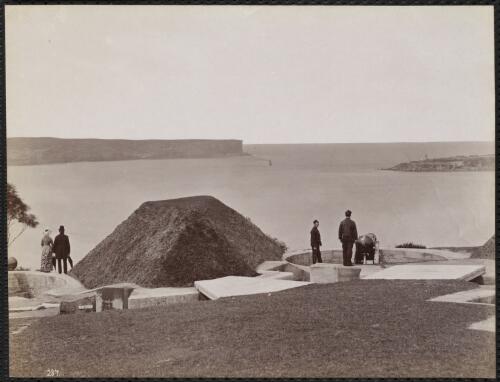 Battery on Middle Head, New South Wales [picture] / Charles Bayliss