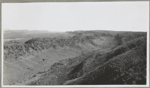 Areyonga to Oparina, Northern Territory, 1947, 1 [picture] / Arthur Groom