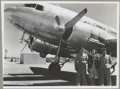 Flight crews standing near the aeroplane? Northern Territory, 1947 [picture] / Arthur Groom