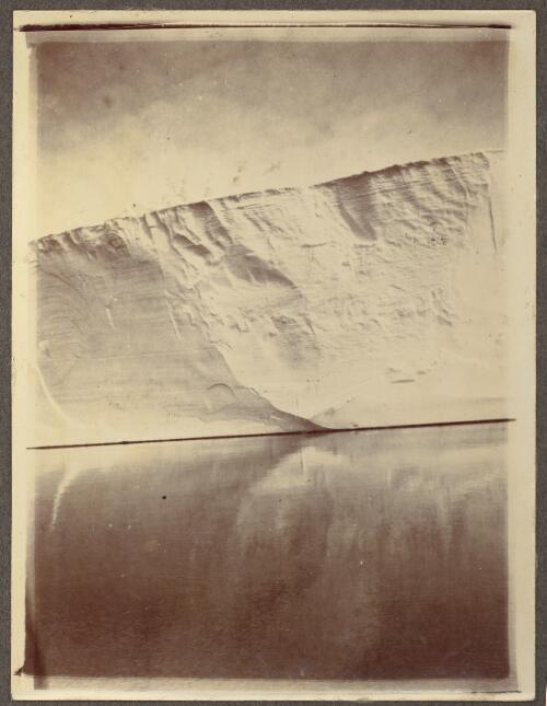 [Great ice barrier, 1907-1909] [picture]