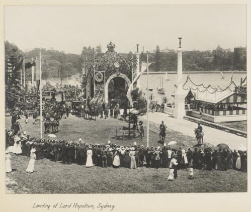 Landing of Lord Hopetoun, Sydney, 1901, 1 [picture]