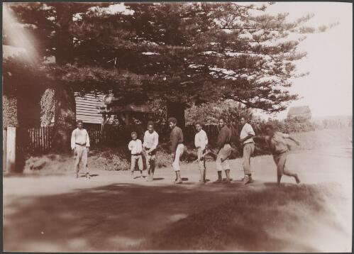 Children playing tika, St. Barnabas, Norfolk Island, 1906 / J.W. Beattie