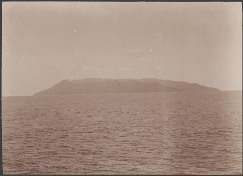 Ureparapara from the north-west, Banks Islands, 1906 / J.W. Beattie