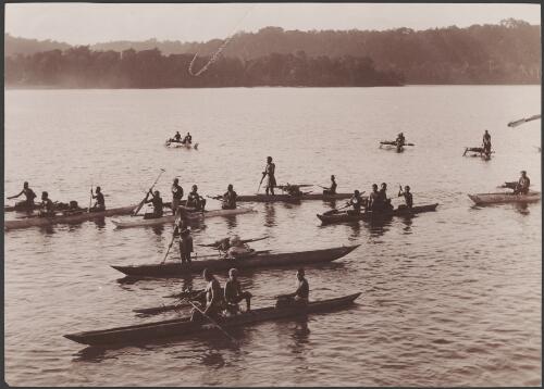 Solomon Islanders in canoes alongside the Southern Cross for trade at Santa Cruz, Santa Cruz Islands, 1906, 3 / J.W. Beattie