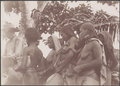 Women of Matema, Reef Islands, Swallow Group, Solomon Islands, 1906 / J.W. Beattie