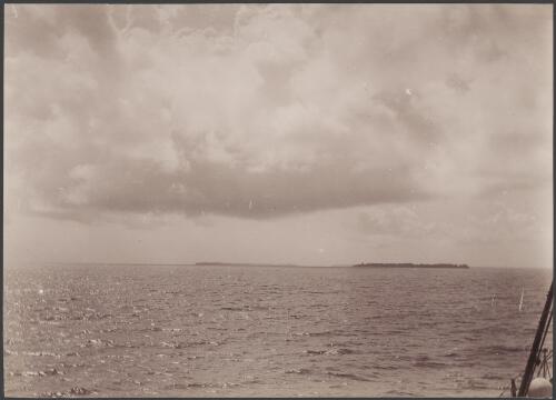 Pileni and the islands of Nifiloli and Fenualua, Reef Islands, Swallow Group, Solomon Islands, 1906 / J.W. Beattie