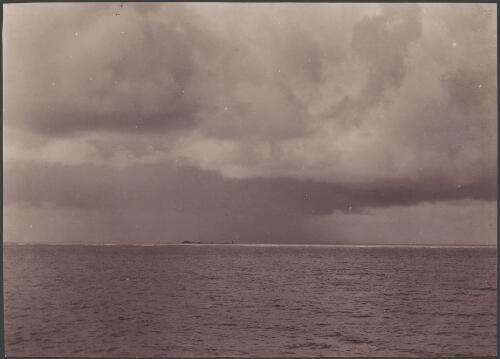 Sand island near Pileni, Reef Islands, Swallow Group, Solomon Islands, 1906 / J.W. Beattie