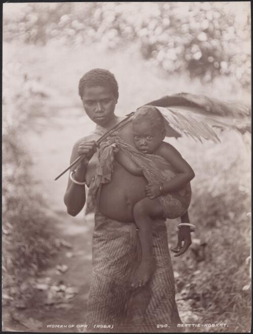 Woman and child of Opa, New Hebrides, 1906 / J.W. Beattie