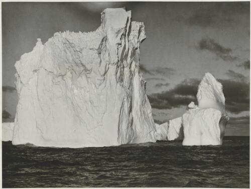 Iceberg encountered by the Discovery, 900 miles north of the Antarctic continent, ca. 1930 [picture] / Frank Hurley