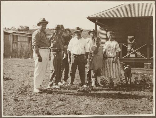 Lighthouse keeper and family with expedition party at Cape Leveque, Western Australia, 1926 [picture]