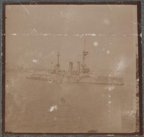 H.M.S. Queen Elizabeth in the Dardanelles, April 1915, 1 / David Izatt