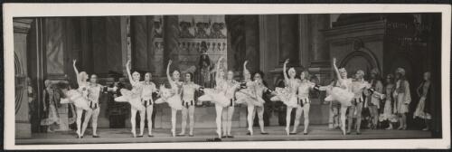Irina Baronova and Anton Dolin (centre) and dancers of the Covent Garden Russian Ballet in Aurora's wedding [picture] / Spencer Shier, Melbourne
