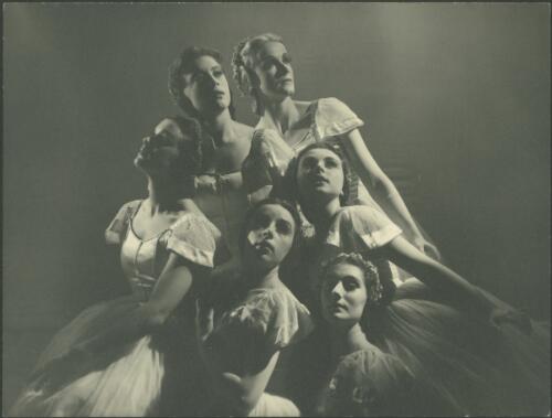 Grace McLean, Noel Murray, Joan Potter, Rita Banks, Shirley Hancock, and Leslie Sexton in costume for an unidentified production, Borovansky Ballet [picture] / Steele, Auckland