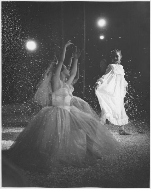 Unidentified dancer as Clara in The Nutcracker, The Australian Ballet, 1963 [picture] / Eric Smith