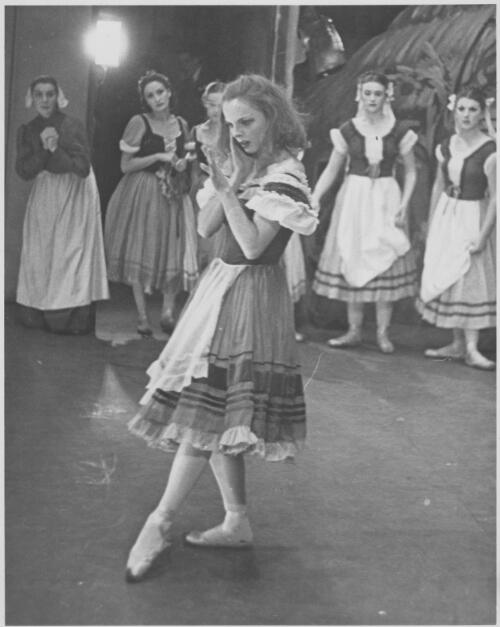 Sally Gilmour in Giselle Act I, Ballet Rambert Australian tour, 1947-1949 [5] [picture] / Jean Stewart, Toorak