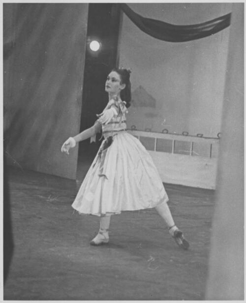 Unidentified dancer in Walter Gore's Plaisance, Ballet Rambert Australian tour, 1947-1949 [picture] / Jean Stewart, Toorak