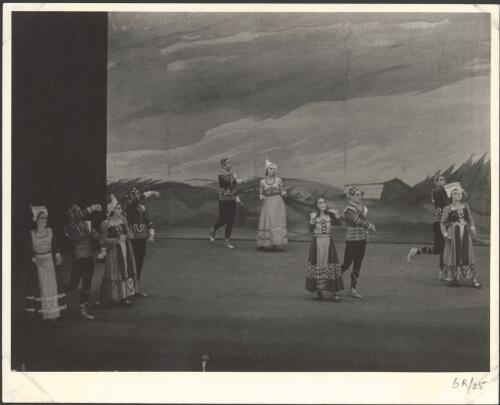 Dancers of the Borovansky Ballet in En Saga, 1941 [1] [picture] / Hugh P. Hall