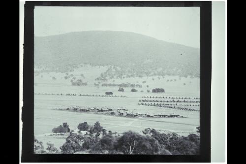 Braddon from Ainslie in 1924, and old Ainslie Post Office [picture] / W.J. Mildenhall