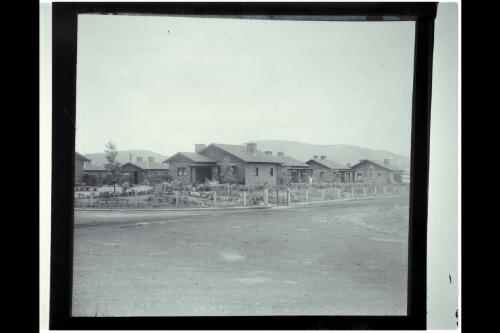 Cottages, Braddon, 1925 [picture] / W.J. Mildenhall