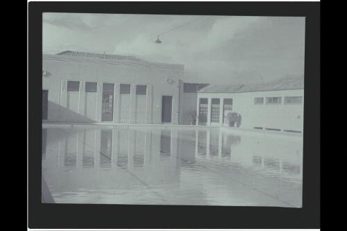 Manuka Swimming Pool, inside [picture] / W.J. Mildenhall