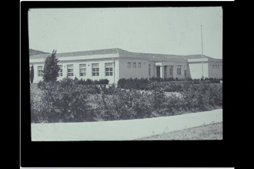 Ainslie School [picture] / W.J. Mildenhall