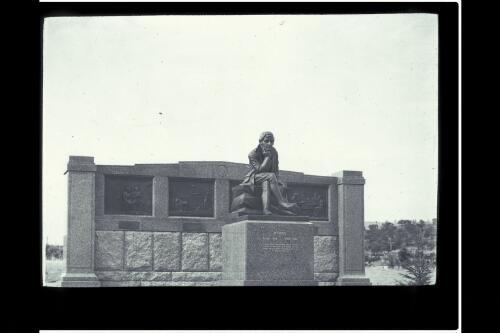 Robbie Burns statue, Forrest [picture] / W.J. Mildenhall