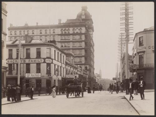 Mackay's Hotel at the corner of King and Castlereagh Street looking north, Sydney, New South Wales, 1892? [picture] / Charles Bayliss
