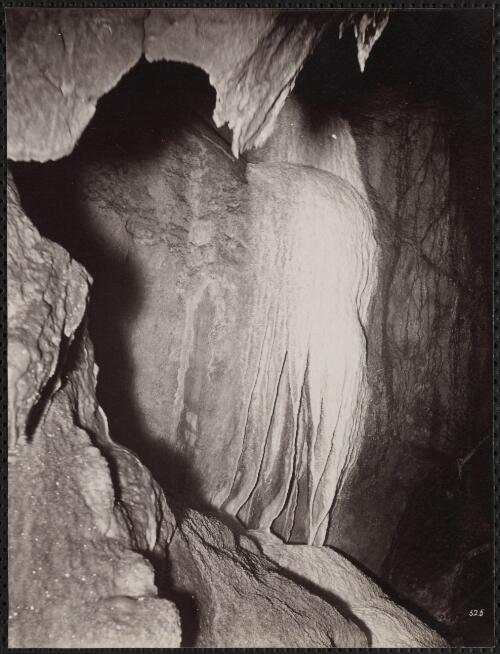 Brides Veil, Imperial Cave, Jenolan Caves, New South Wales [picture] / C. Bayliss
