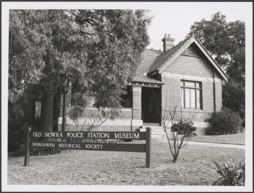 Old Nowra Police Station Museum [picture] / Brendan Bell