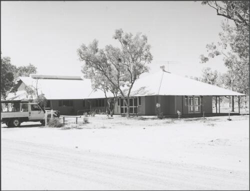 Aboriginal offices, Kununurra. 1994 [picture] / Reg Alder