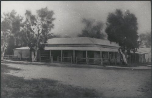 The Old Stuart Arms Hotel, Alice Springs, Northern Territory, ca. 1900 [picture] / reprinted by Bruce Howard