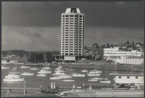 Wrest Point Hotel and Casino with boats on the Derwent River, Hobart, Tasmania, 1972 [picture] / Bruce Howard