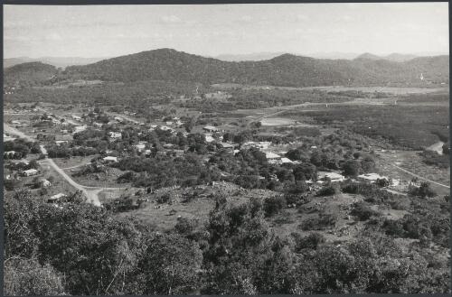 Aerial view of Cooktown, Queensland, ca. 1972 [picture] / Bruce Howard