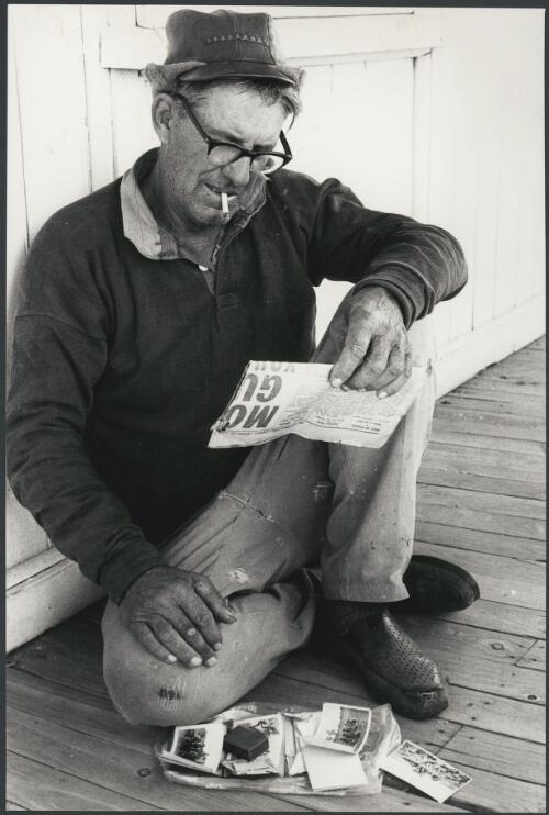 Laurie Gardiner on the verandah of the pub at Somerton, New South Wales, ca. 1972 [picture] / Bruce Howard